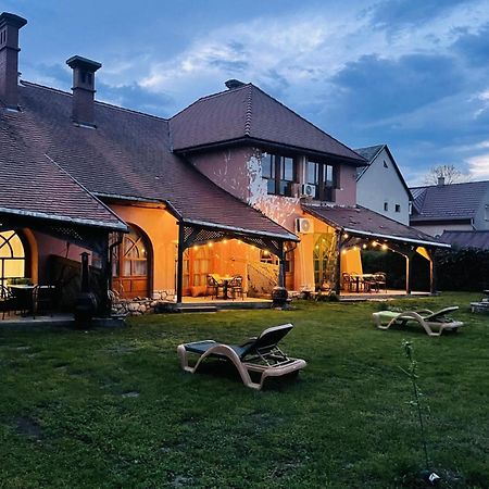 Greenpark Garden Villa Family Apartments Near Tokaj Szerencs Exteriör bild